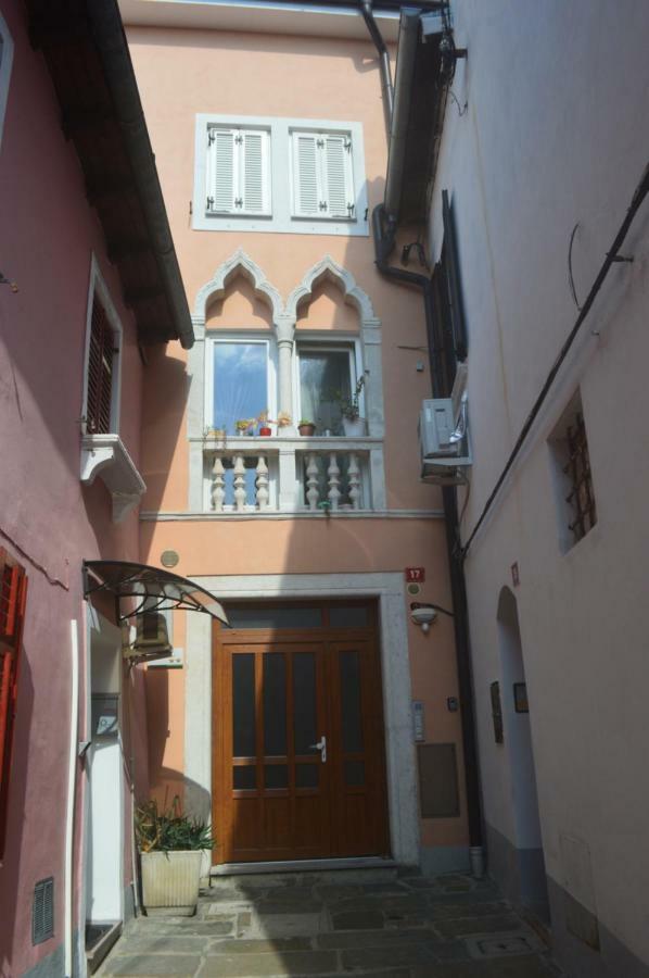 Apartment Terra, Koper Center Экстерьер фото